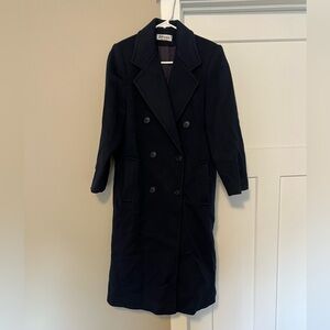Navy Trench Coat with Classic Lapel and Full-Length Design
